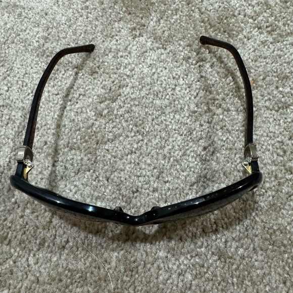 Chanel 5174 c.1204/3B Oversized Tortoise Shell
Brown Sunglasses + Case - Picture 4 of 12